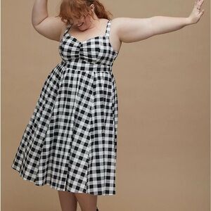 *NWT* Torrid Retro Chic Black/White Plaid Sweetheart Neckline Skater Dress Sz 3